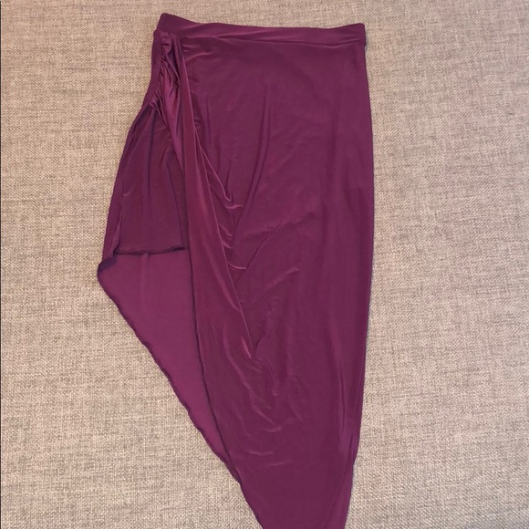 Asymmetrical purple skirt! - Picture 5 of 6